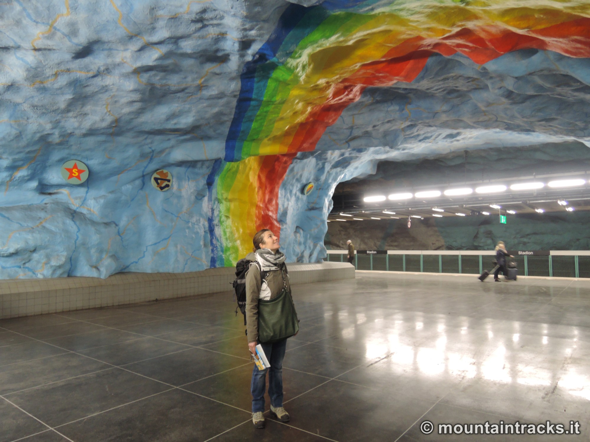 Rainbow metro